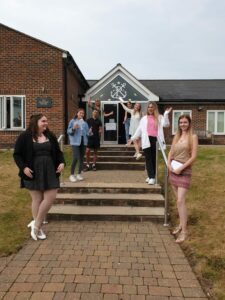 Alton School Sixth Form Students with Exam Results